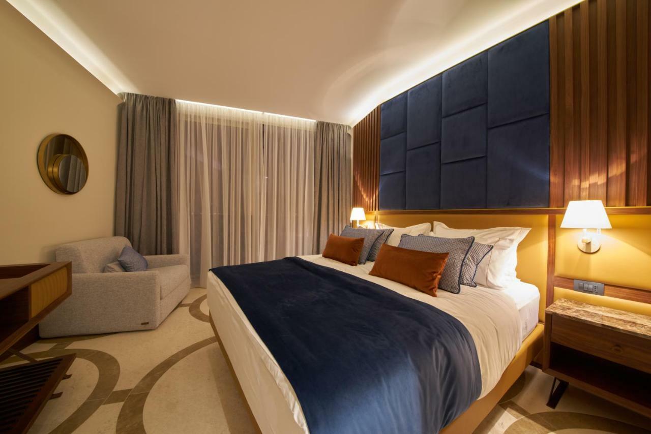 Corso Levante Luxury Suites Dobrota Kotor Exteriér fotografie